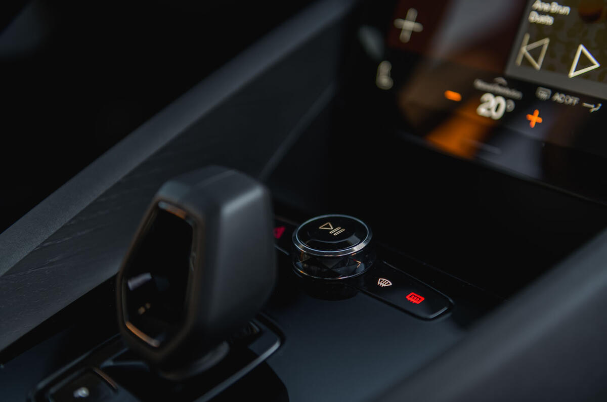 2020 Polestar 2 prototype drive - centre console