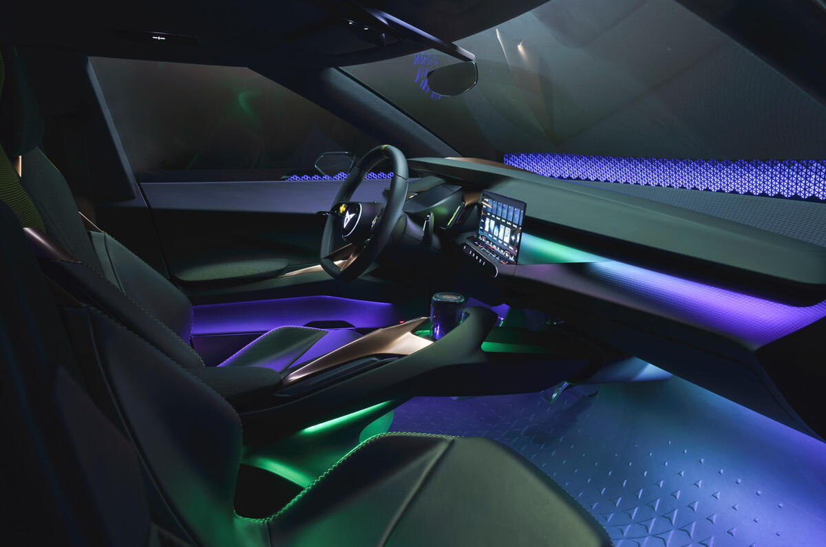 93 cupra urban rebel interior