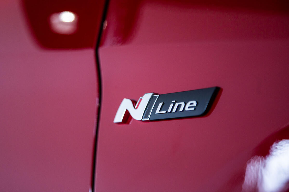 Hyundai Tucson N Line 2019 reveal - side badge