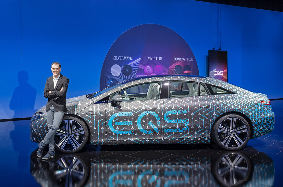 93 Mercedes Benz EQS interior official posing