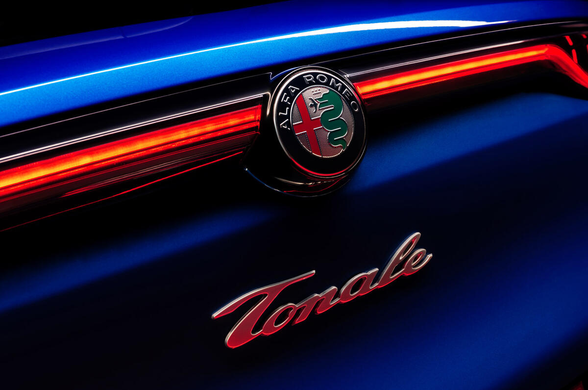 94 Alfa Romeo Tonale reveal 2022 rear badge