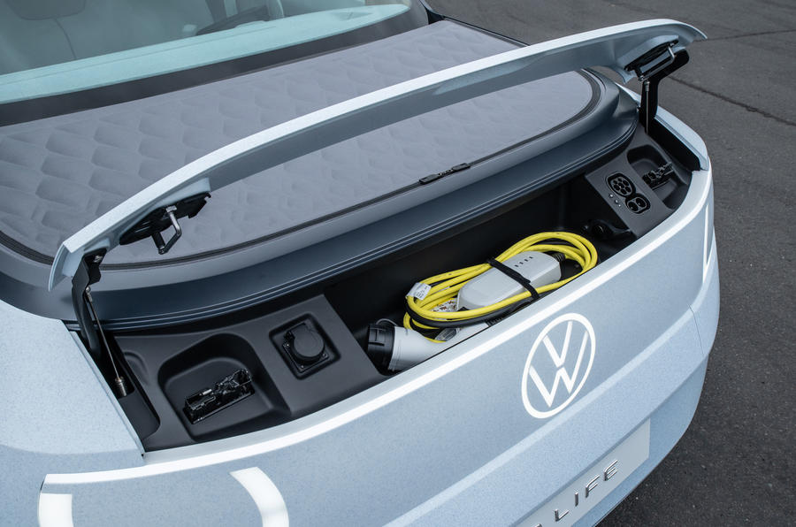 94 Volkswagen ID Life concepto de almacenamiento del cable de la punta de la transmisión