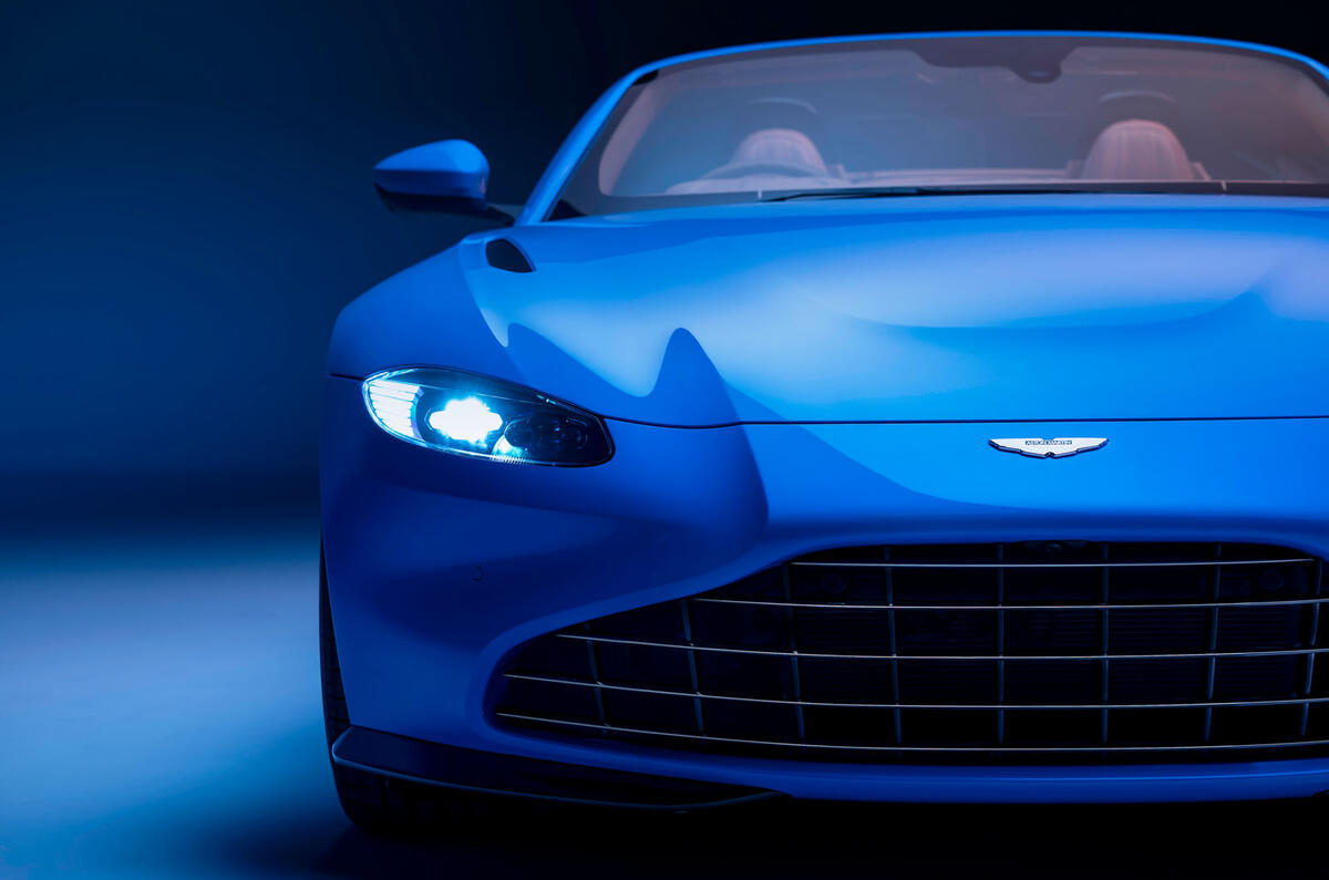 Aston Martin Vantage Roadster 2020 - official press images - front bumper