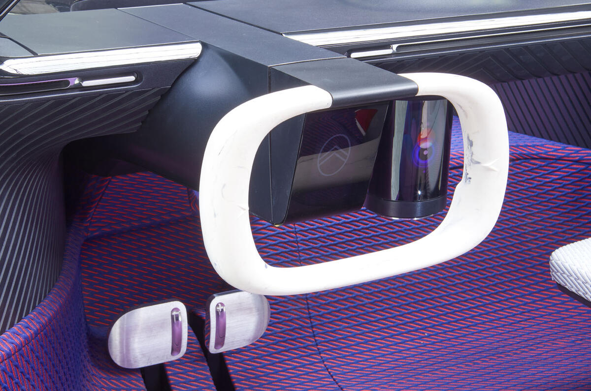 Citroen 19_19 concept official reveal - steering wheel