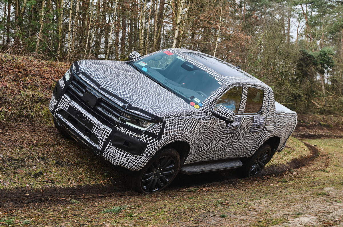 95 Volkswagen Amarok prototype action tilt