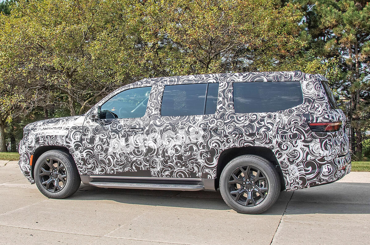 Jeep Grand Wagoneer 2021 Suv Seen In Near Production Form Autocar