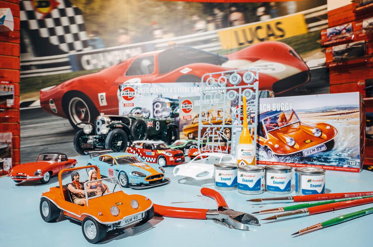 Let's stick together how Airfix builds its models Autocar