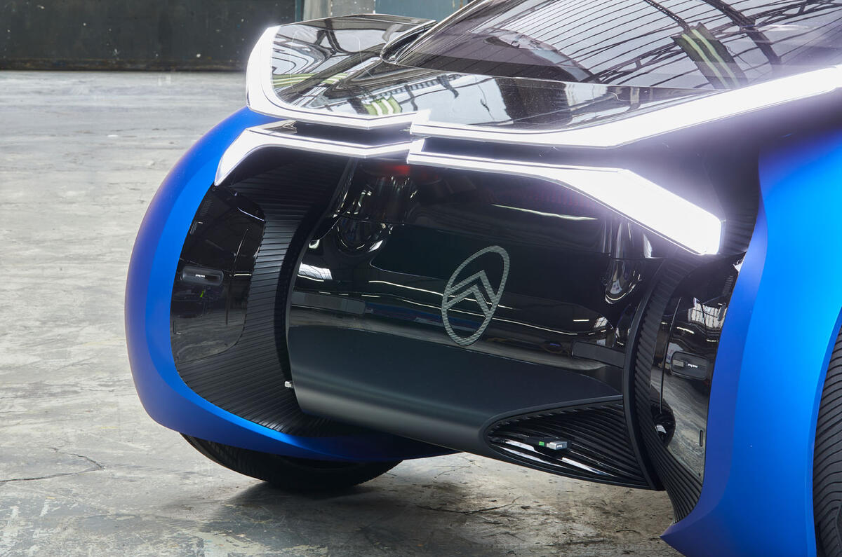 Citroen 19_19 concept official reveal - front end