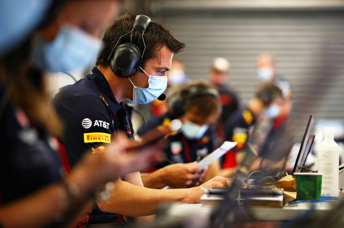 Holding a Grand Prix during a pandemic - Albon team briefing