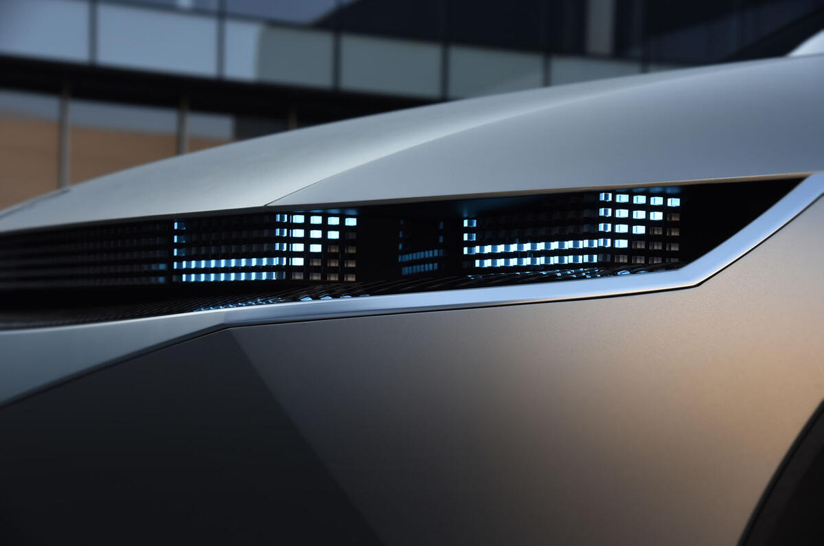 Hyundai 45 concept official reveal - headlights