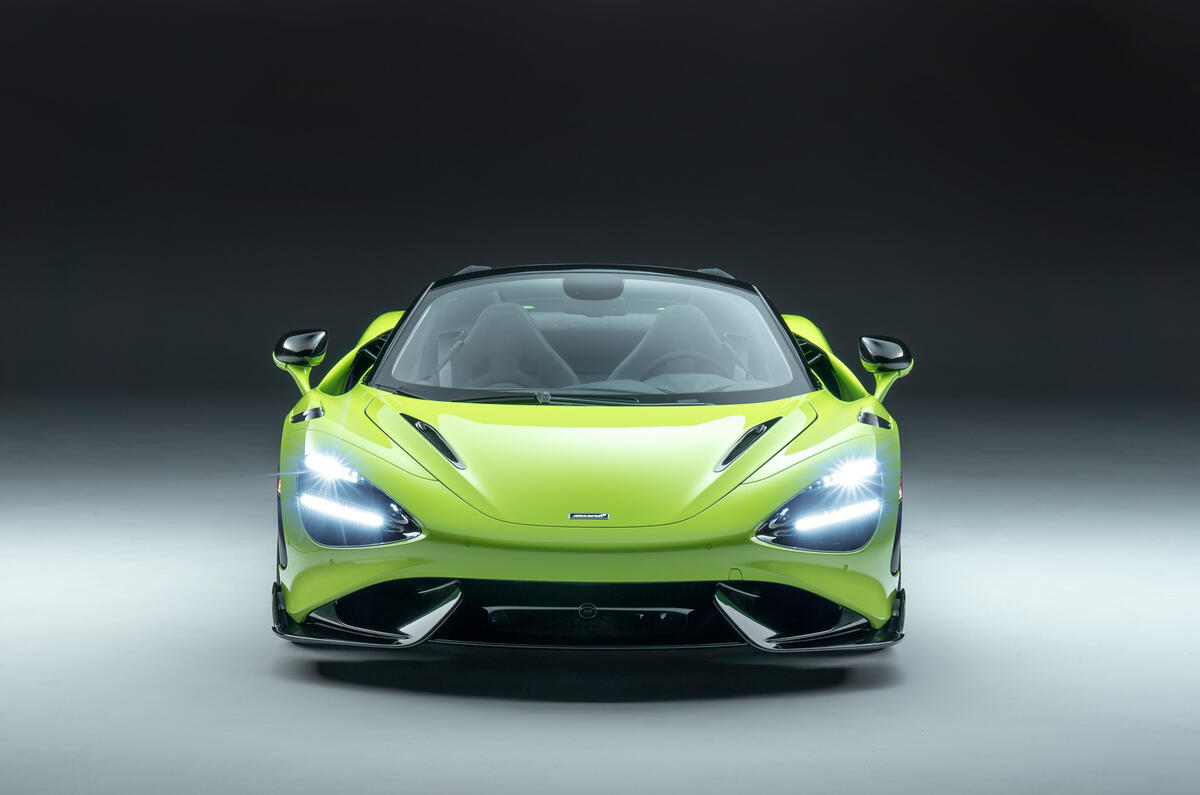 96 McLaren 765LT Spider Studio nariz