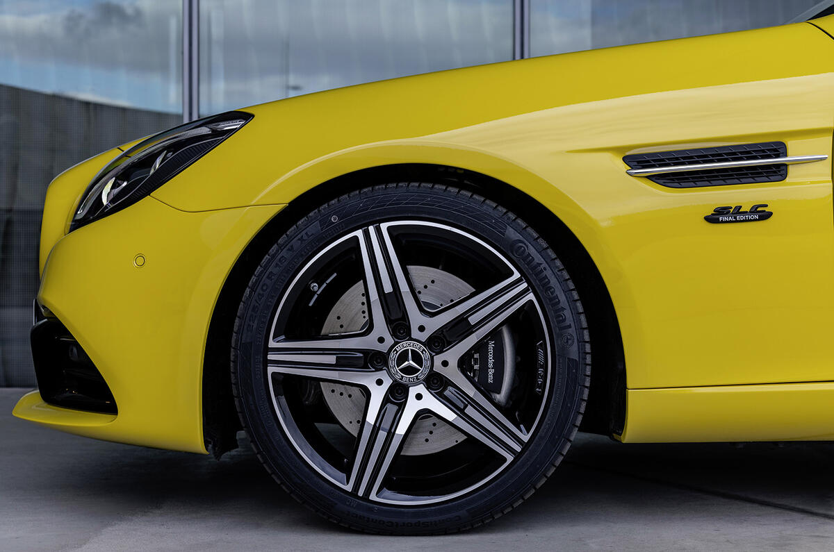 Mercedes-Benz SLC final edition official press - alloy wheels