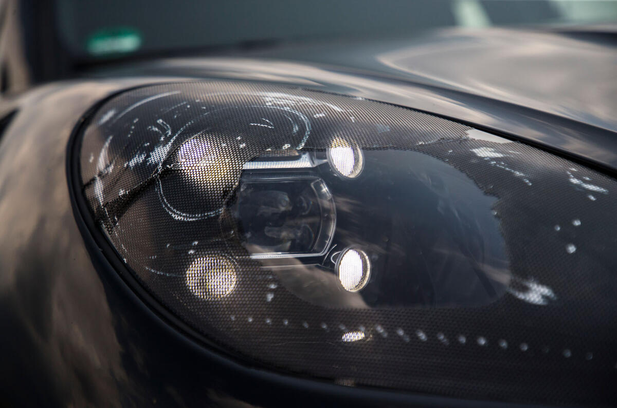 Porsche Macan prototype 2018 disguised DRL lights