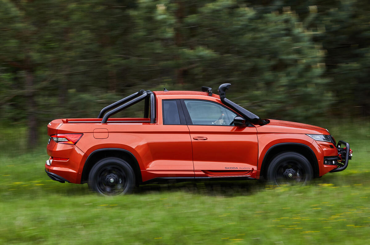  2019 - [Skoda] Mountiaq Concept 96-skoda-mountiaq-concept-fd-offroad-side