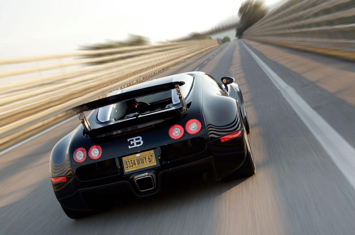 World's fastest production cars - Bugatti Veyron