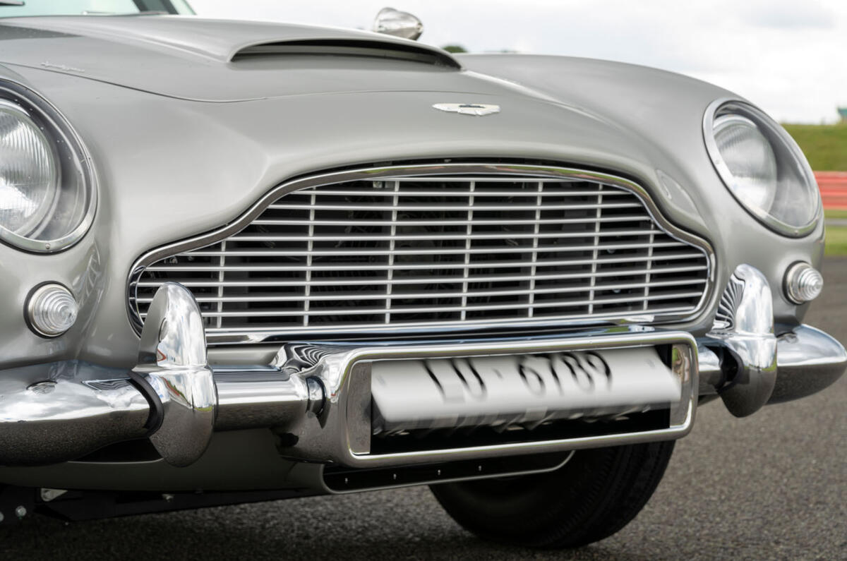 97-aston-martin-db5-goldfinger-continuation-1st-built-numberplates.jpg?itok=WeK2Jd_v