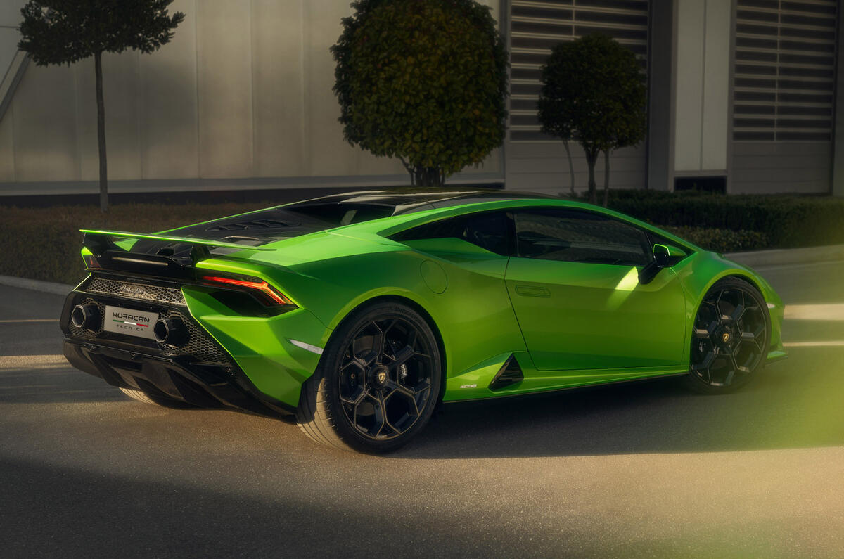 97 Lamborghini Huracan Technica 2022 official reveal static rear