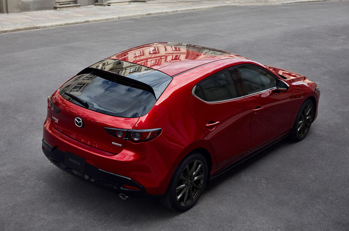 2019 Mazda 3 introduces innovative compression-ignition ... 2019 Mazda 3 introduces innovative compression-ignition ...