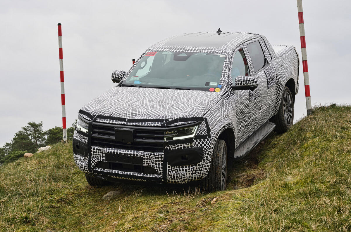 97 Volkswagen Amarok prototype action hill descent