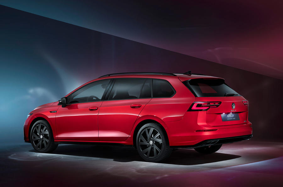 The new Volkswagen Golf Variant grows in size and trunk, hybridizes and maintains the Alltrack version