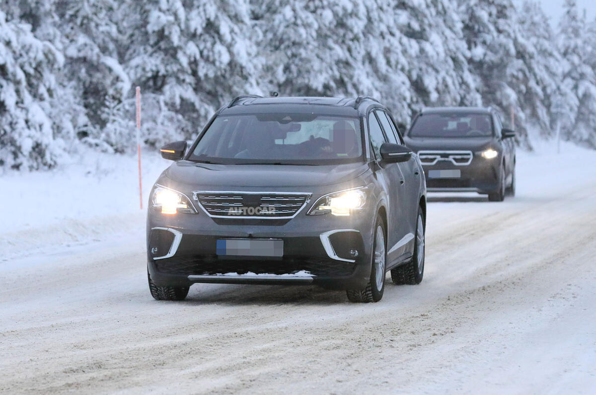 97-vw-id-5-spies-winter-2020-nose.jpg?it