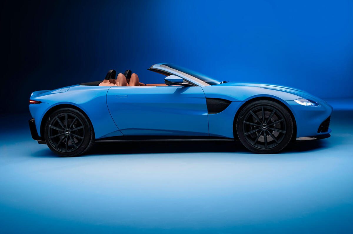 Aston Martin Vantage Roadster 2020 - official press images - side