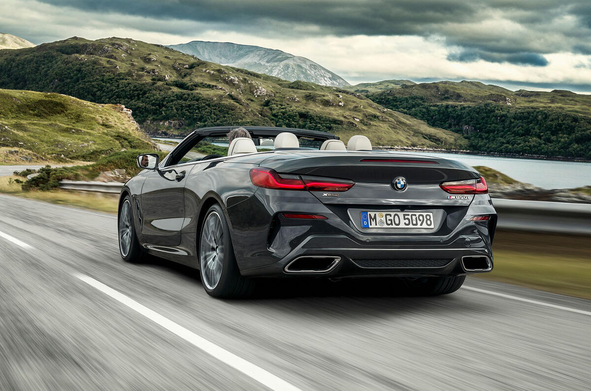 New Bmw 8 Series Convertible Debuts At La Autocar