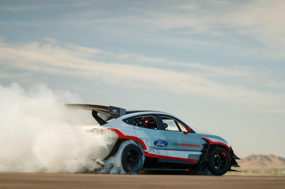 Ford Unveils One Off Hot Mustang Mach E With Seven Motors And 1399bhp Autocar Ford Unveils One Off Hot Mustang Mach E With Seven Motors And 1399bhp Autocar