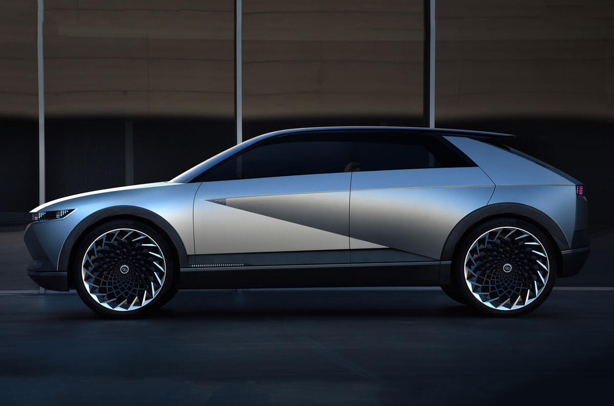 2021 Hyundai 45: new electric crossover caught on video | Autocar