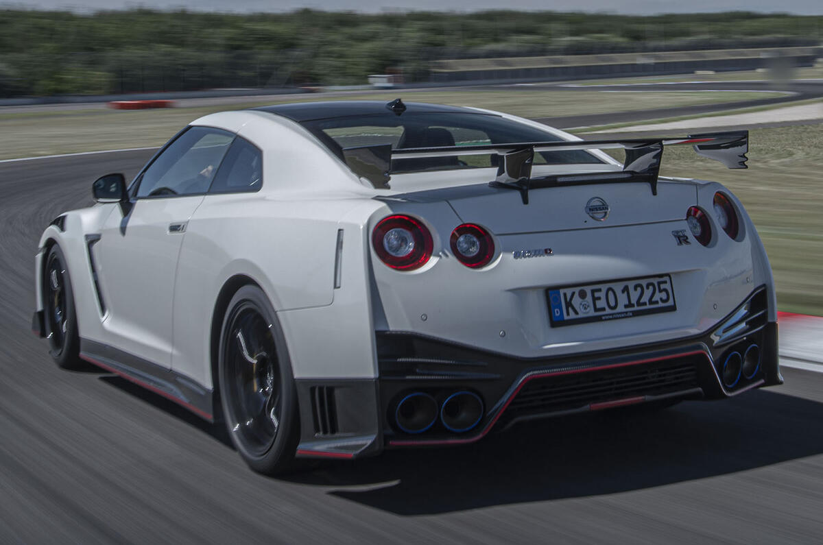 New Nissan Gt R Nismo Available In Uk From 174 995 Autocar