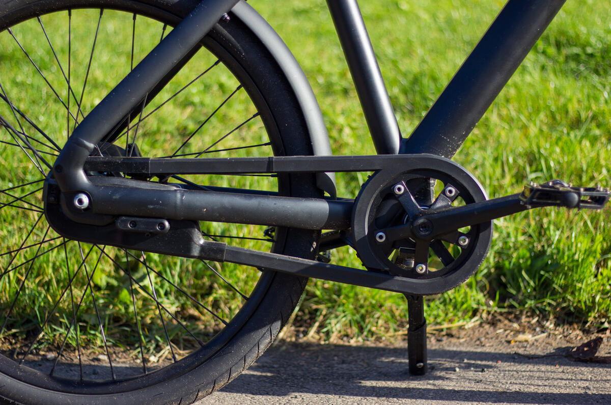 vanmoof chain bag
