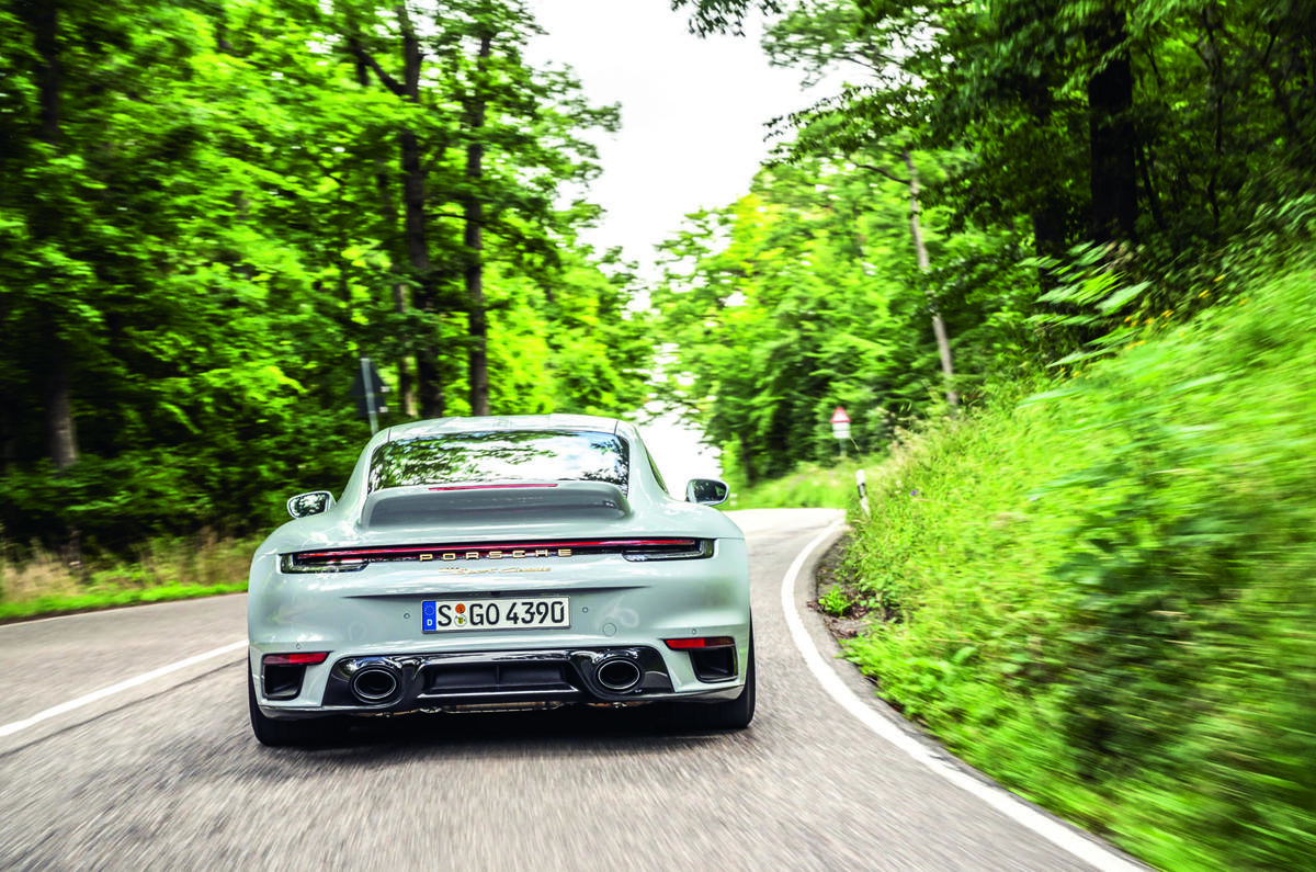 98 Porsche 911 Classic suivi arrière