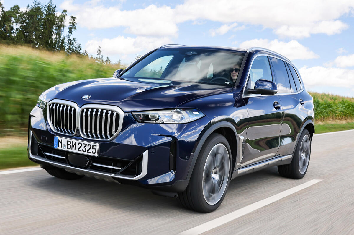 99 BMW X5 Facelift FD 2023 lead front driving