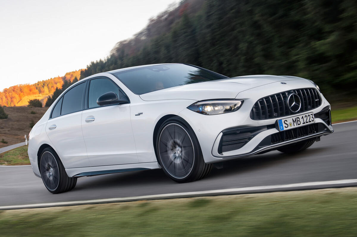 99 Mercedes AMG C43 2022 official reveal tracking front