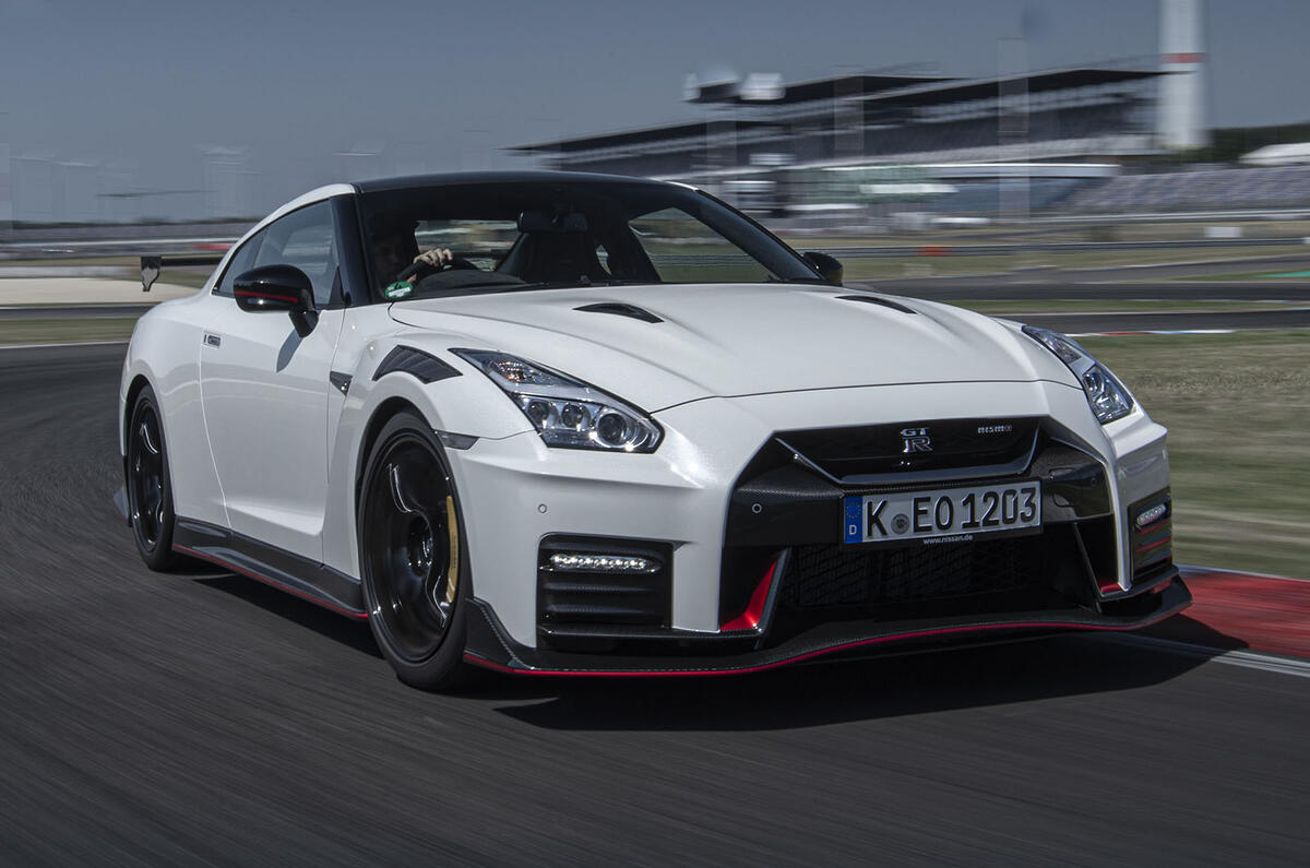 Nissan GT-R Nismo 2020 official reveal - hero front