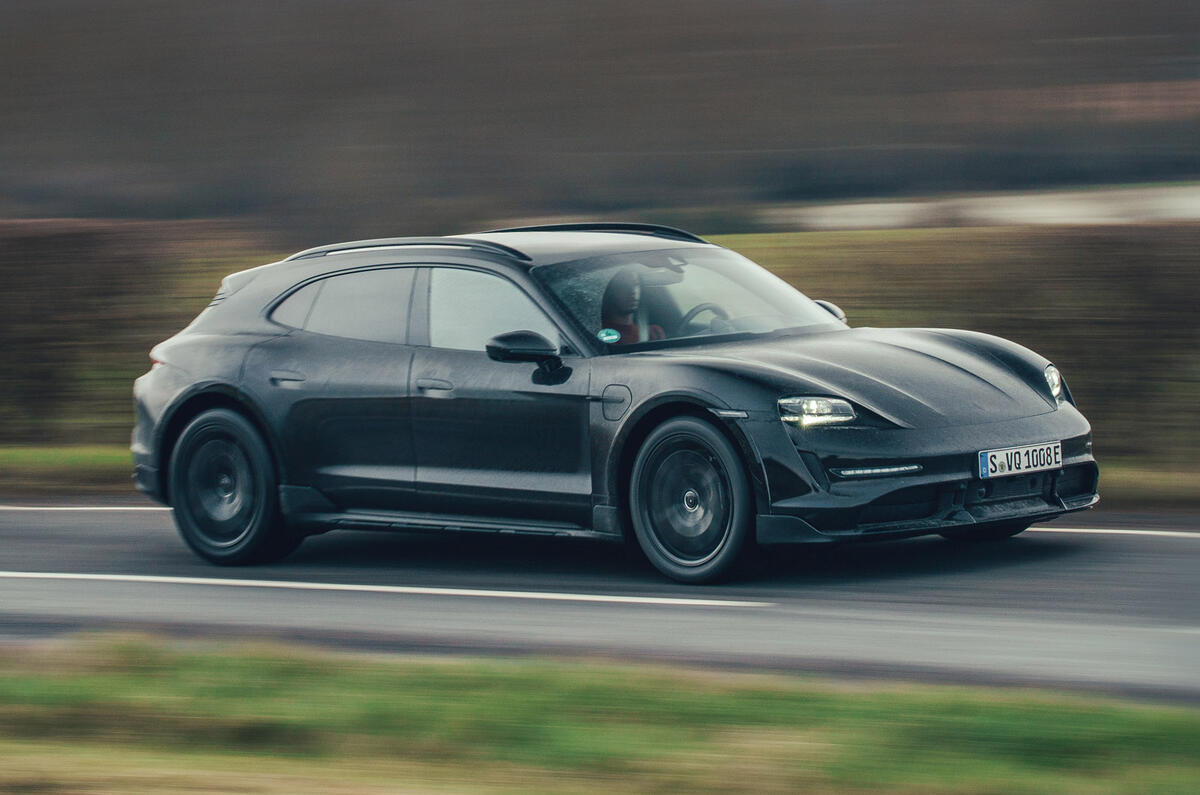 Porsche taycan cross turismo s top