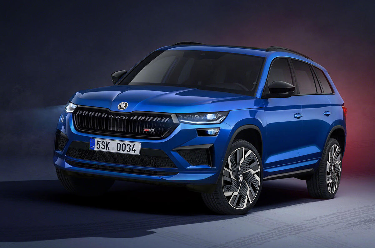 99 Skoda Kodiaq VRS 2021 official images hero front