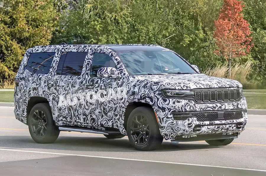 Jeep Grand Wagoneer spy images - front