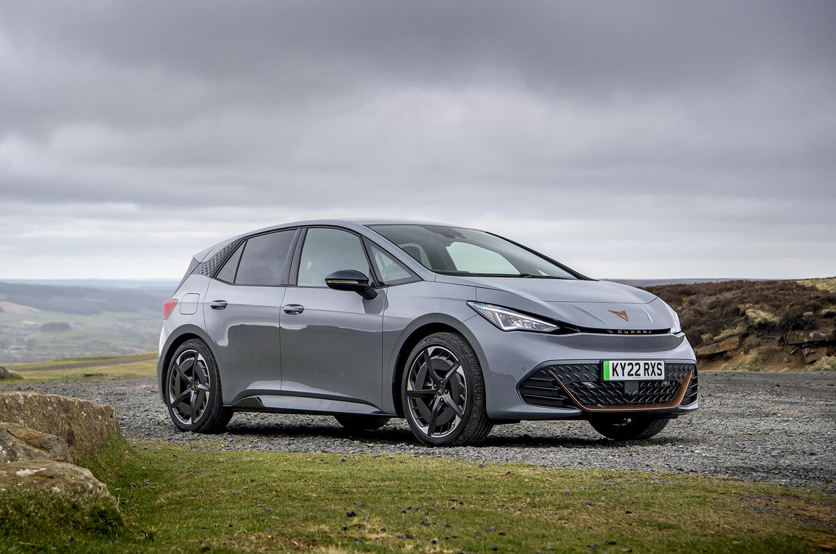 9 Cupra Born 58kWh front static