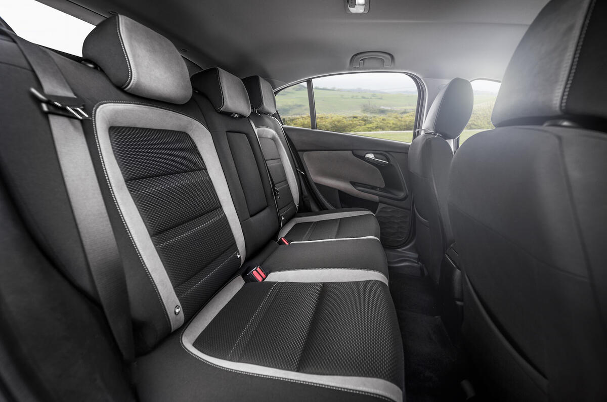 Fiat Tipo rear seats