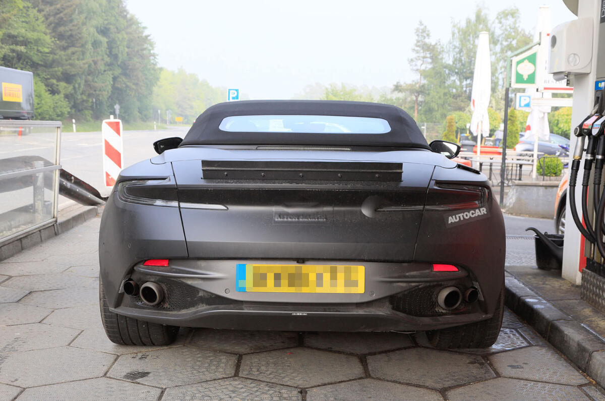 Aston Martin DBS Superleggera