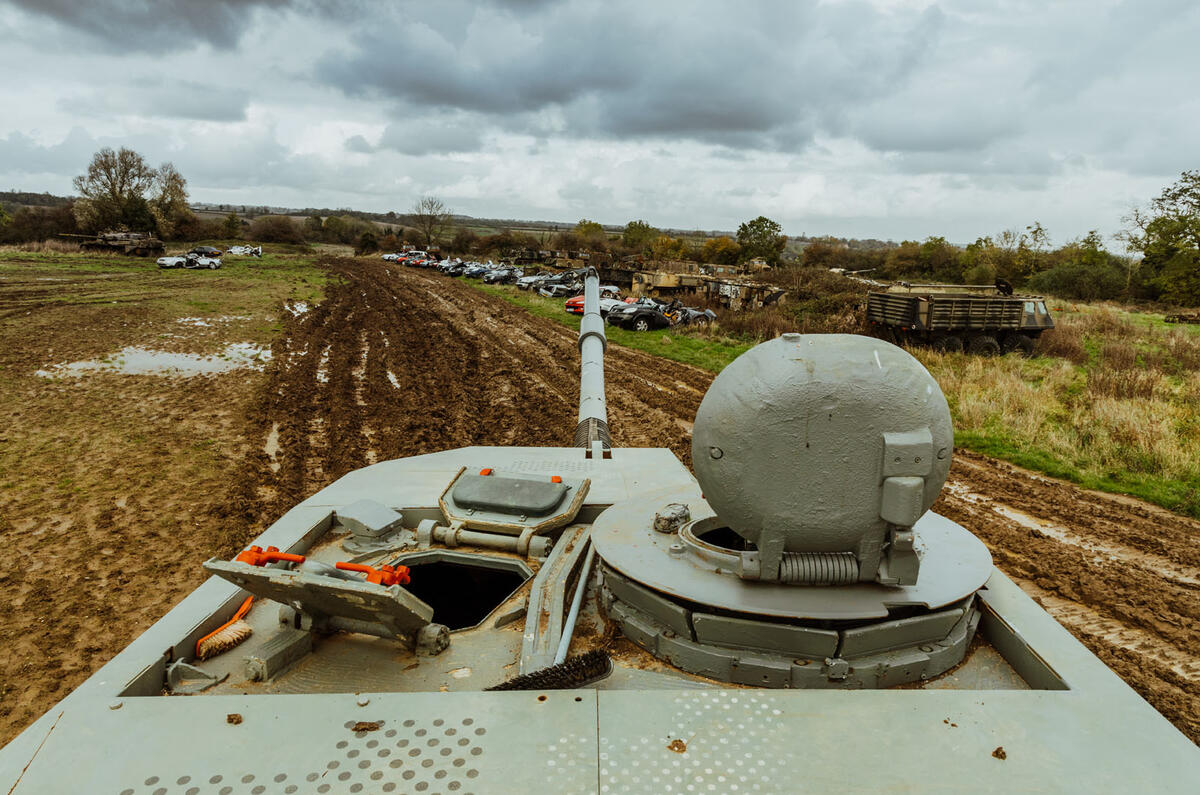 How to buy a tank Autocar