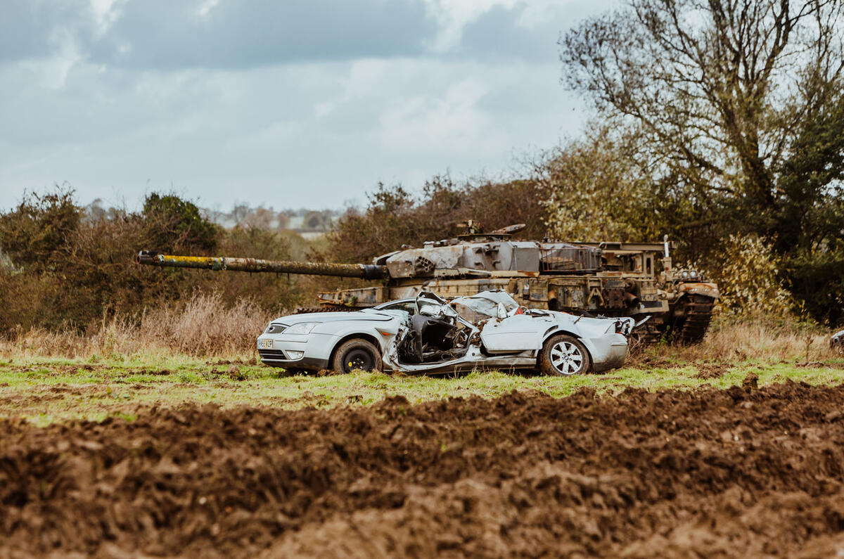 How to buy a tank Autocar