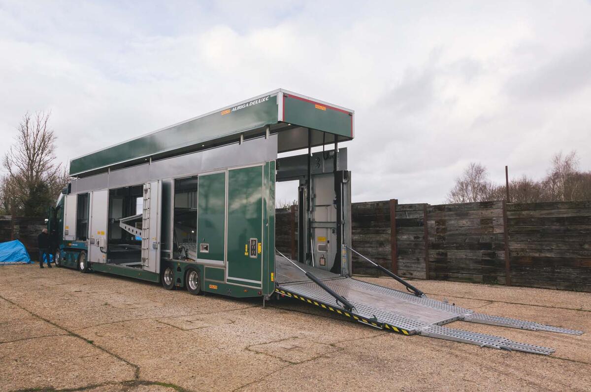 Autocar meets Paul Grimshaw Vehicle Movements