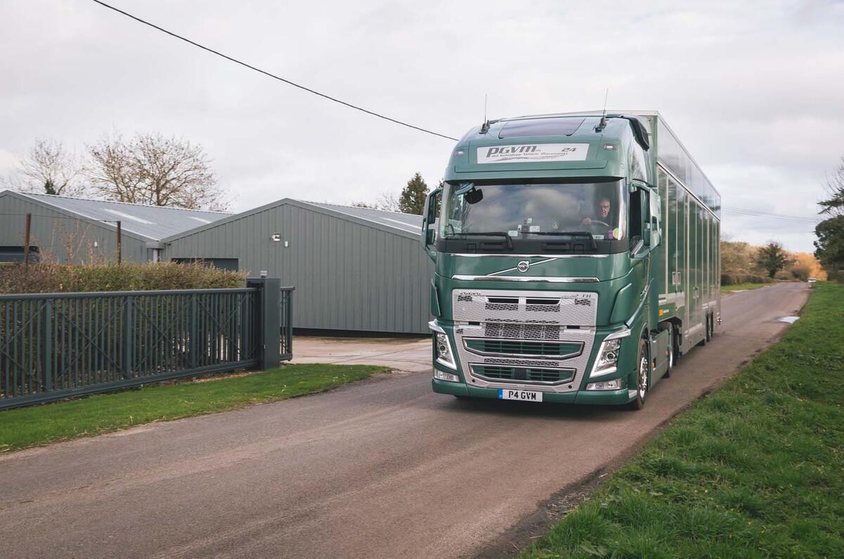 Autocar meets Paul Grimshaw Vehicle Movements