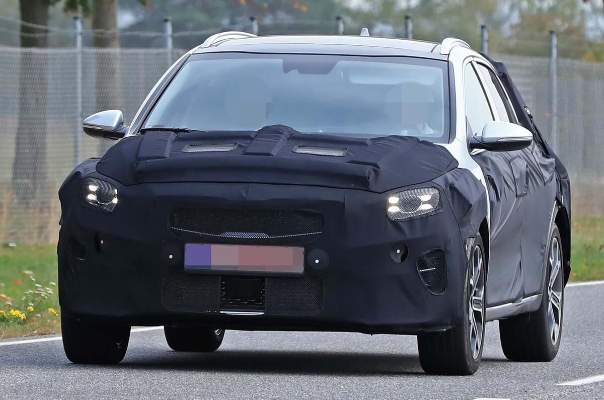 Kia Ceed SUV prototype