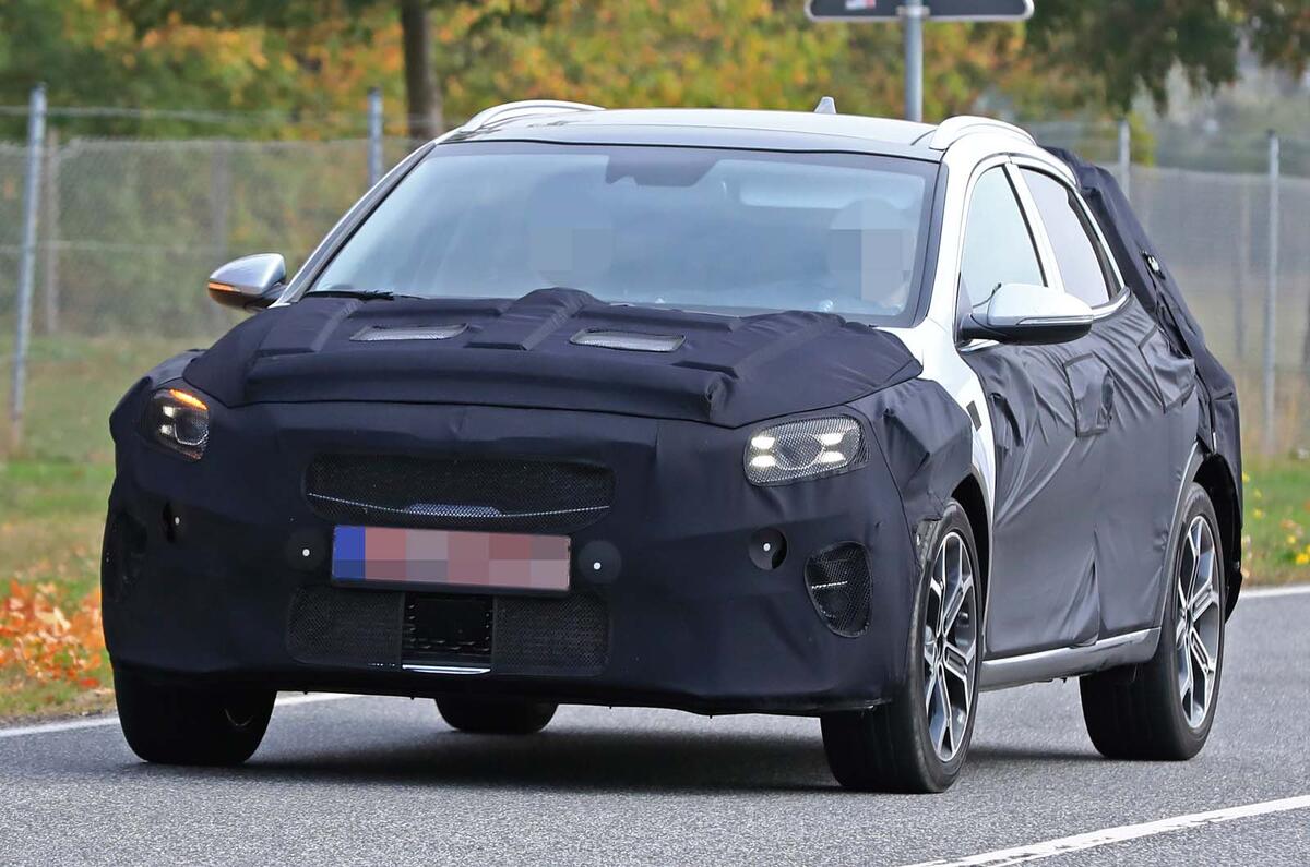 Kia Ceed SUV prototype