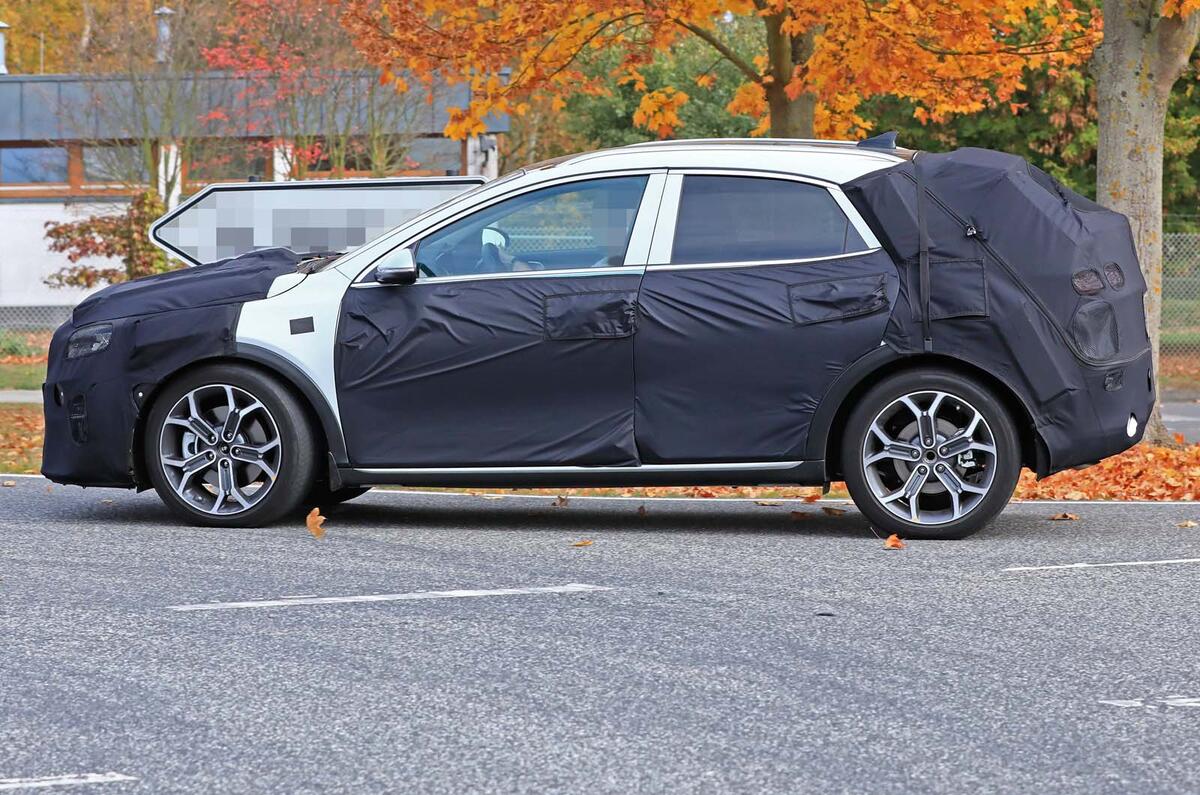 Kia Ceed SUV prototype