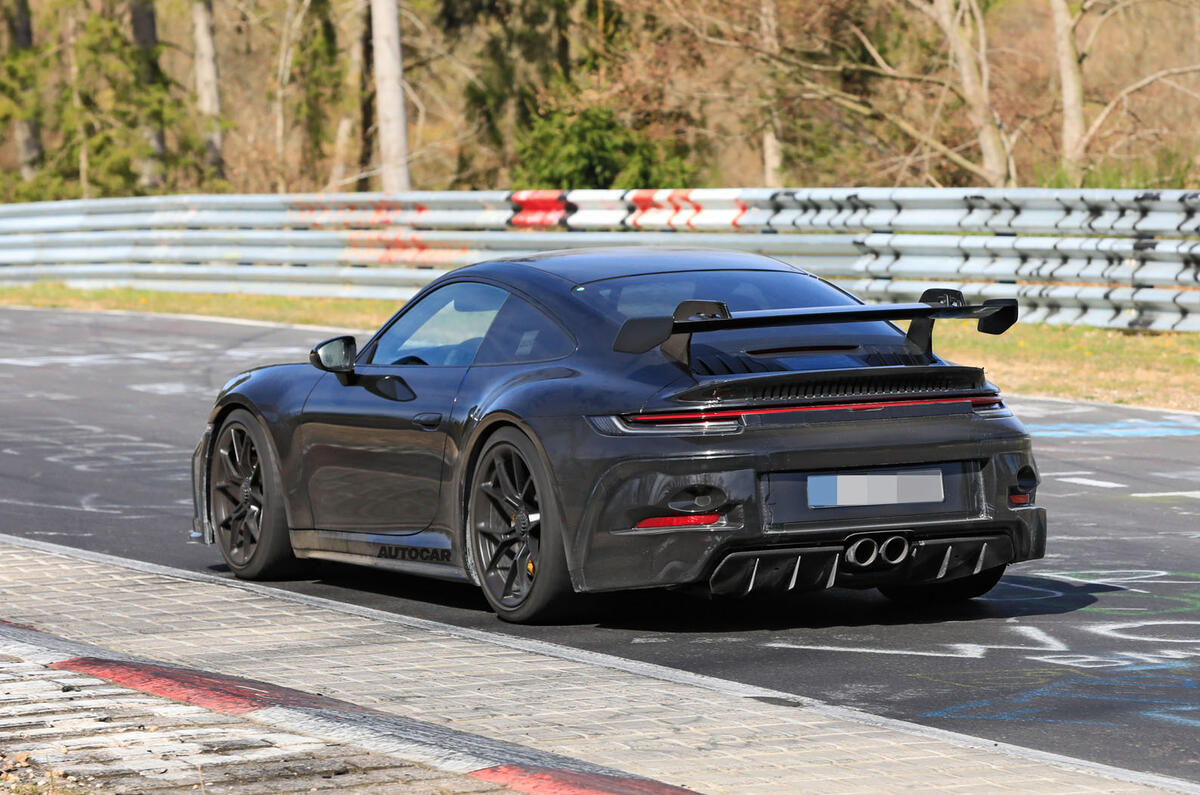 Video Watch The 2021 Porsche 911 Gt3 At The Nurburgring Autocar