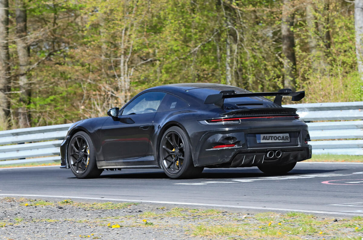 Video Watch The 2021 Porsche 911 Gt3 At The Nurburgring Autocar